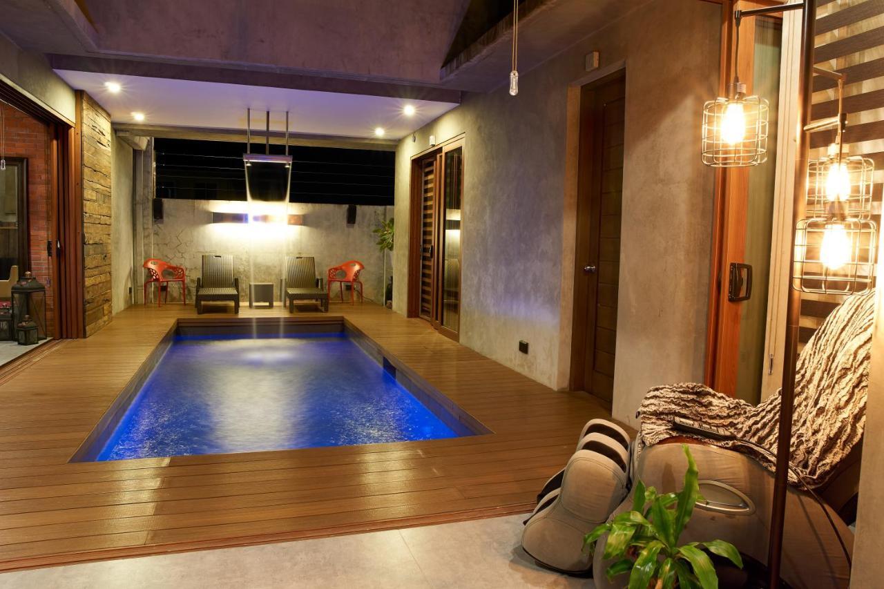 Isla Villa 1 Amazing Waterfall Pool House Near Beach, Bars & Restaurants Isla de Mactán Exterior foto